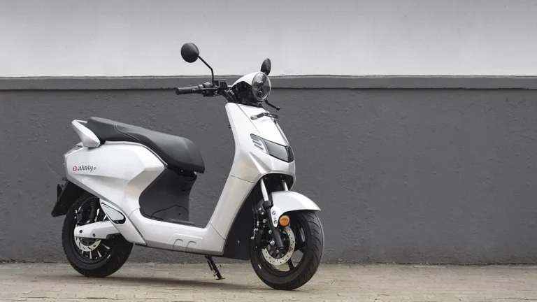 electric scooters under 1 lakh